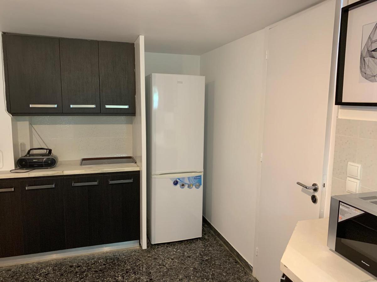 Oasis Exclusive Apartment @ Athenian Riviera Екстериор снимка